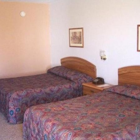 Budget Deluxe Motel Rolla Phòng bức ảnh